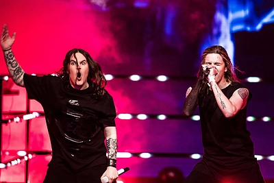 Suomiai bandys pakartoti grupės „Lordi“ sėkmę: į „Euroviziją“ siunčia sunkiosios muzikos atstovus