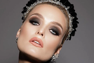 Gabrielės Sabaliauskaitės modelis Katrina Knizikevičiūtė / Evelinos Šumilovaitės nuotr.