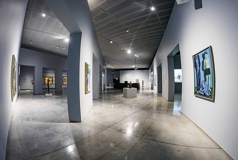 Paroda „Sunkus amžius. Szapocznikow – Wajda – Wróblewski“ / Ryčio Šeškaičio nuotr.