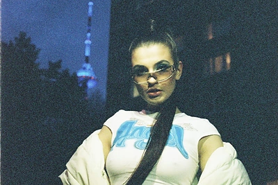 Atlikėja Cheri pristato naują albumą: „Tai – jaunos alfa moters istorijos“