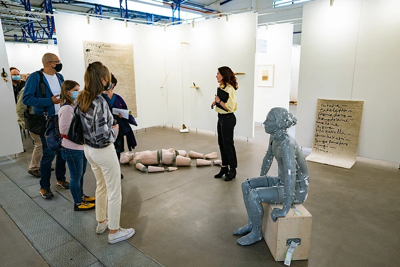 Meno mugės „ArtVilnius‘20“ akimirka