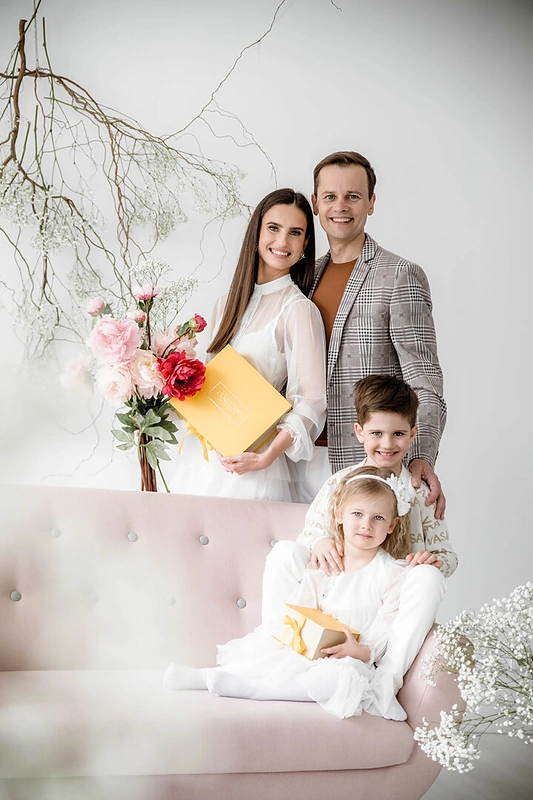 Nerijaus ir Agnės Juškų šeima / „Mile“ nuotr.