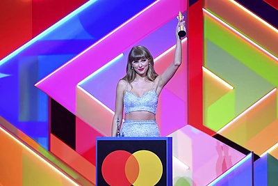 Taylor Swift „Brit Awards“ apdovanojimuose