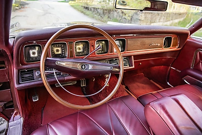 Stanislavo Stavickio-Stano restauruotas retro automobilis „Lincoln Mark 3“ / Gedmanto Kropio nuotr.