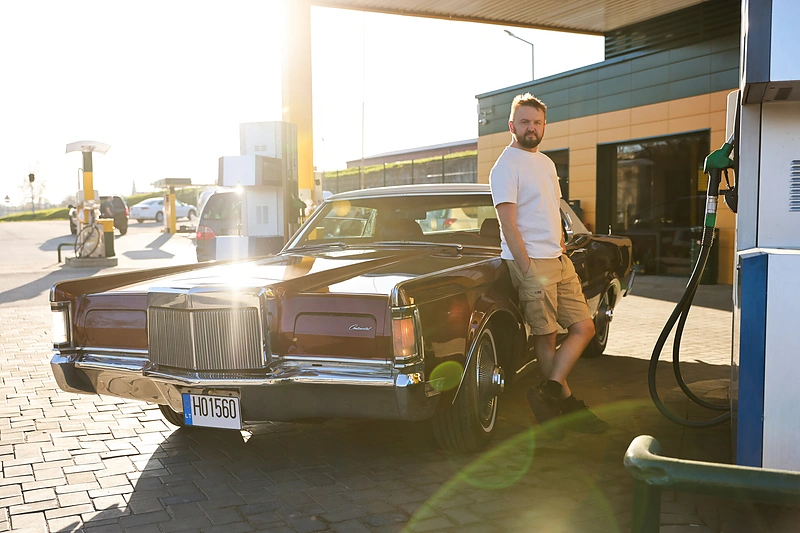 Stanislavo Stavickio-Stano restauruotas retro automobilis „Lincoln Mark 3“ / Gedmanto Kropio nuotr.