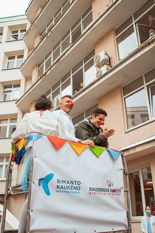 Rimanto Kaukėno paramos fondas kartu su organizacija „Raudonos nosys“ minėjo vaikų gynimo dieną / „LXM Media“ nuotr.
