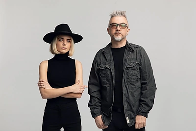 Andrius Mamontovas ir Jolita Vaitkutė vėl suvienijo jėgas: instaliaciją ir muziką jungia Neringos gamta