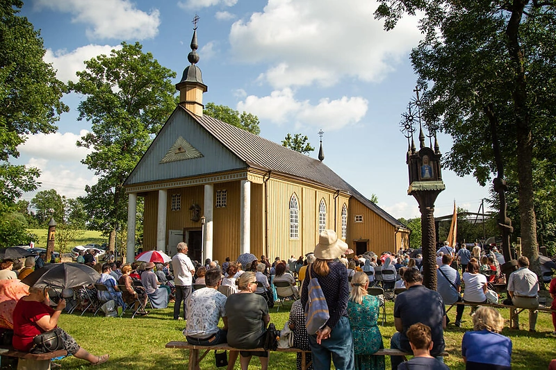 Paberžės Švč. Mergelės Marijos Apsilankymo bažnyčia