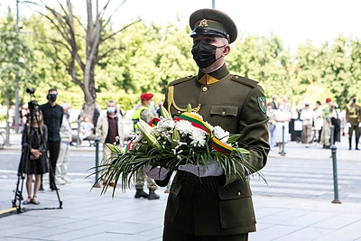 Gedulo ir vilties dienos minėjimas Lukiškių aikštėje / Pauliaus Peleckio nuotr.