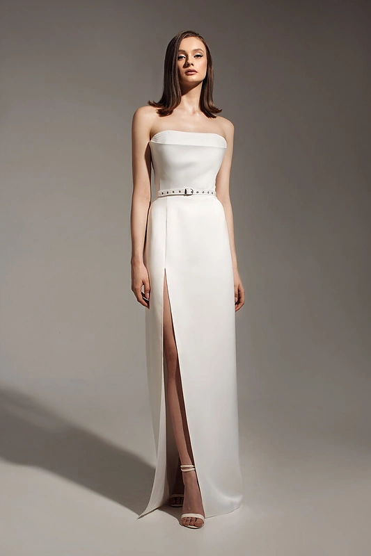 Raimondos Silės suknelių kolekcija / Natalios Koinovos nuotr.