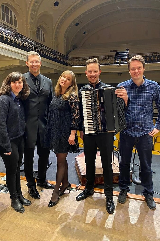 Aleksandra Kerienė, Modestas Pitrėnas, Lina Šatkutė, Martynas Levickis, Vilius Keras / Asmeninio albumo nuotr.
