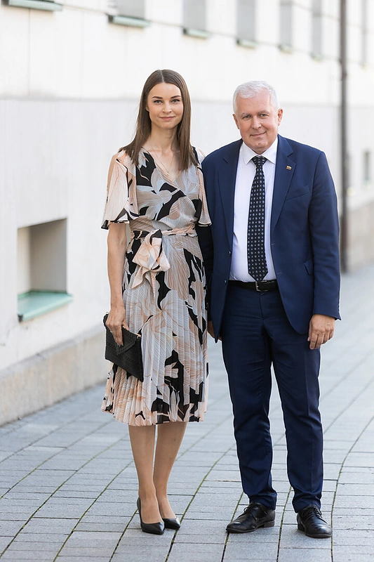 Arvydas Anušauskas su žmona Lina / Gretos Skaraitienės / „ŽMONĖS Foto“ nuotr.