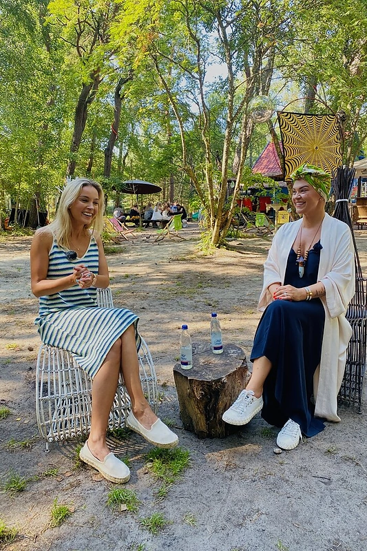 Justė Zinkevičiūtė ir Agnė Grigaliūnienė / Delfi TV nuotr.