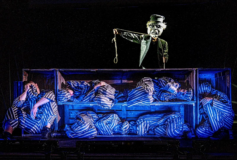 Kauno valstybinio lėlių teatro premjera „Dievų miškas“/ Dmitrijaus Matvejevo nuotr.