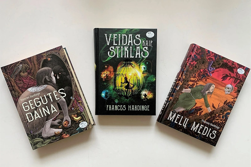 Frances Hardinge knygos / „Nieko rimto“ nuotr.