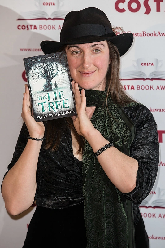 Frances Hardinge / Vida Press nuotr.