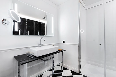 Villeroy&Boch Antheus kolekcijos baldas su praustuvu