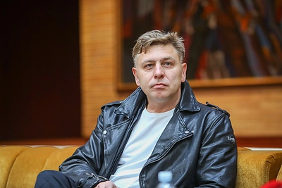 Marius Ivaškevičius apie naujausią savo pjesę „Dievų aušra“: mūsų klaiki realybė viską padiktavo