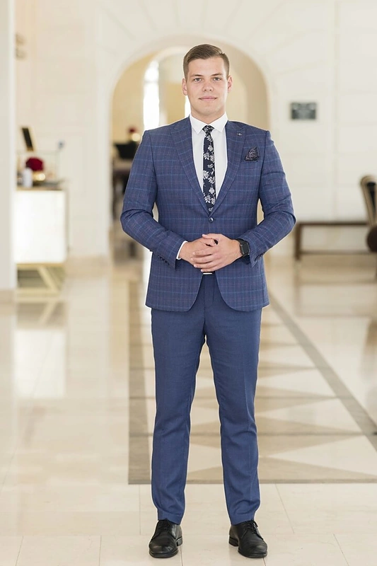 Ričardas Uzėnas, „Grand Hotel Kempinski Vilnius“ Priėmimo skyriaus vadovas