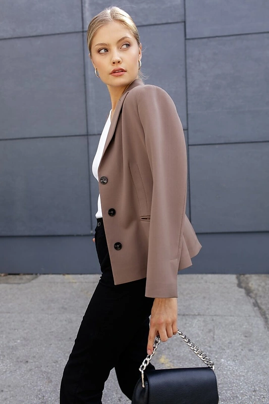 „Ivo Nikkolo“ įvaizdis