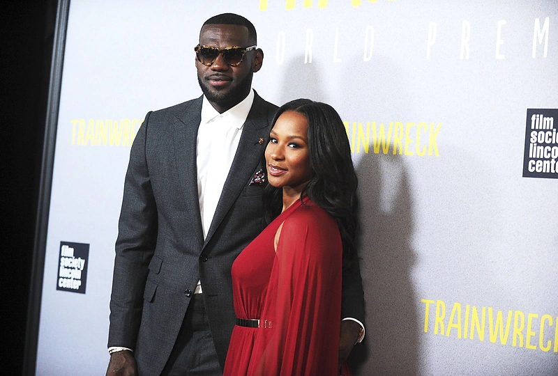 LeBronas Jamesas su žmona Savannah Brinson / Scanpix nuotr.