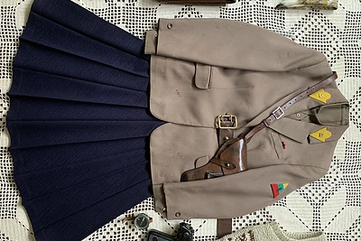 Dizaineris Giedrius Paulauskas atkūrė Lietuvos partizanės uniformą ir ekipuotę / A.Krasuckaitės nuotr.