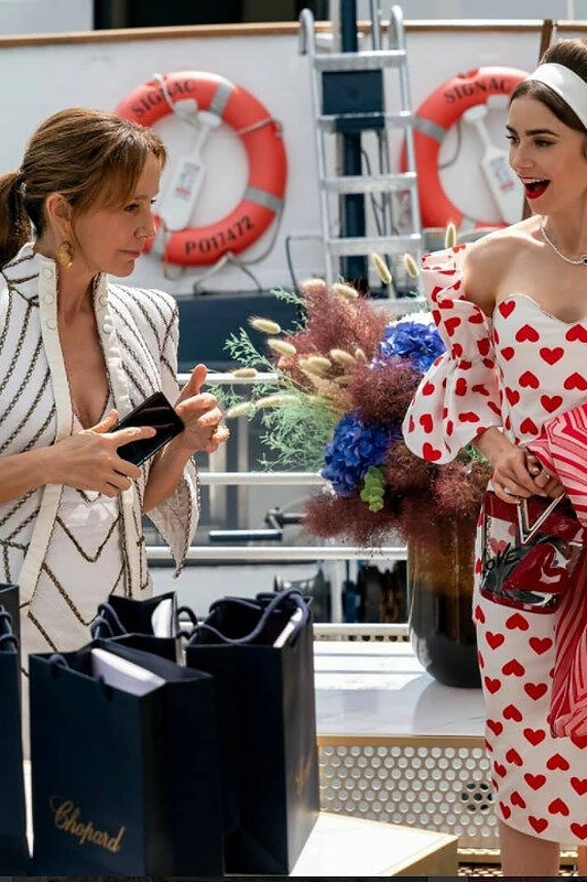 Antrasis „Emily in Paris“ sezonas / Stop kadras