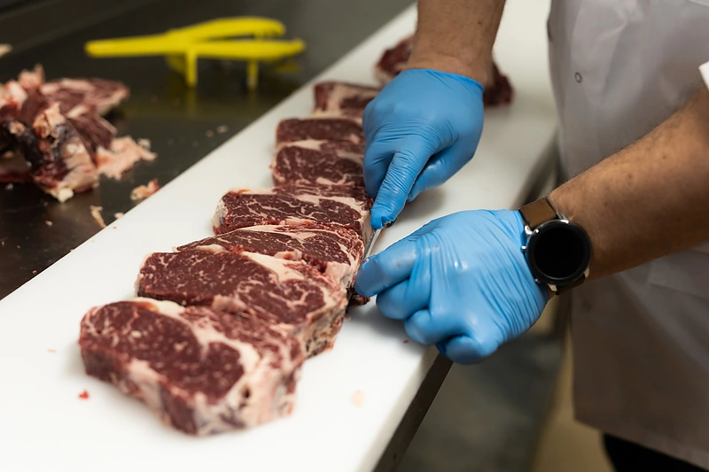 Brandintos jautienos paruošimas NORFOJE / Gretos Skaraitienės / BNS nuotr.