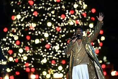 Baltųjų rūmų kalėdinės eglės įžiebimo akimirka / Scanpix nuotr.