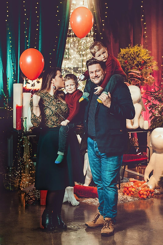 Erika ir Merūnas Vitulskiai su vaikais / Antano Minkevičiaus nuotr.