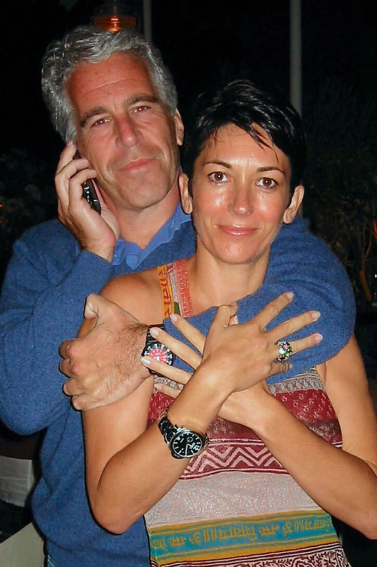 Jeffrey Epsteinas ir Ghislaine Maxwell / Scanpix nuotr.