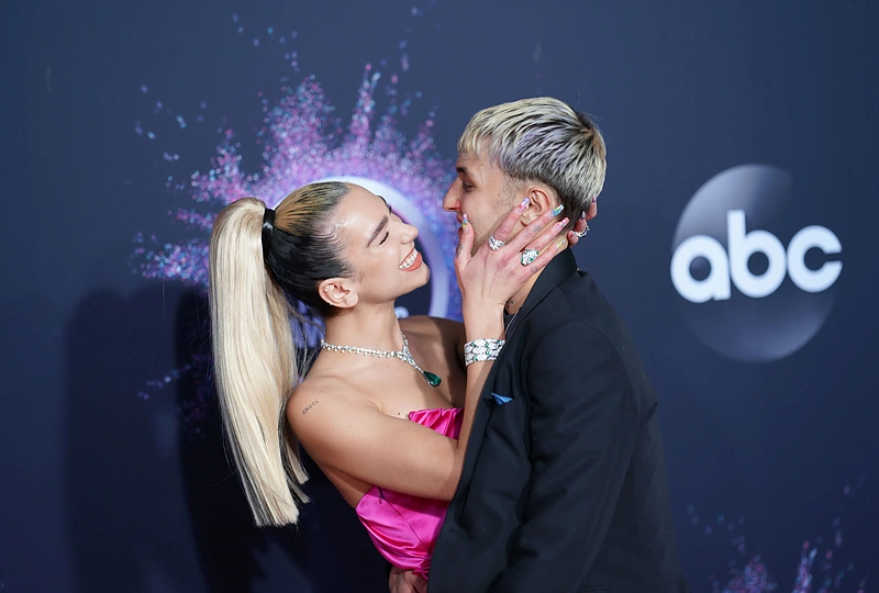 Anwaras Hadidas ir Dua Lipa / „Scanpix“ nuotr.