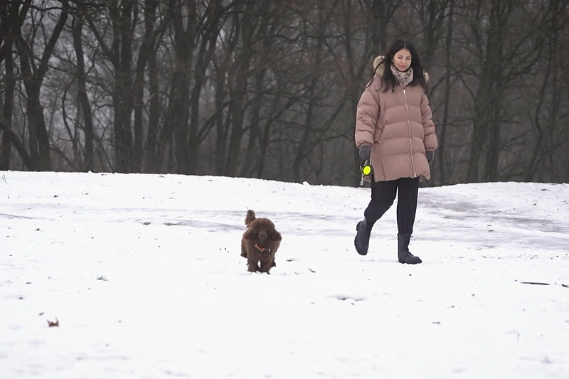 Aistė Pilvelytė su augintine Gile / LNK nuotr.