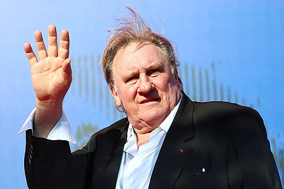 Teismas atsisakė atmesti aktoriui G.Depardieu pareikštus kaltinimus išžaginimu
