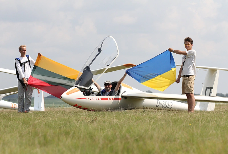 Skrydžio „Sklandytuvais nuo jūros iki jūros: Lietuva – Ukraina“ akimirka / Asmeninio albumo nuotr.