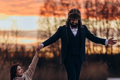Iliuzionisto Antono Lavrentjevo ir Alinos Goloborodko vestuvių akimirka / „Belove photography“ nuotr.