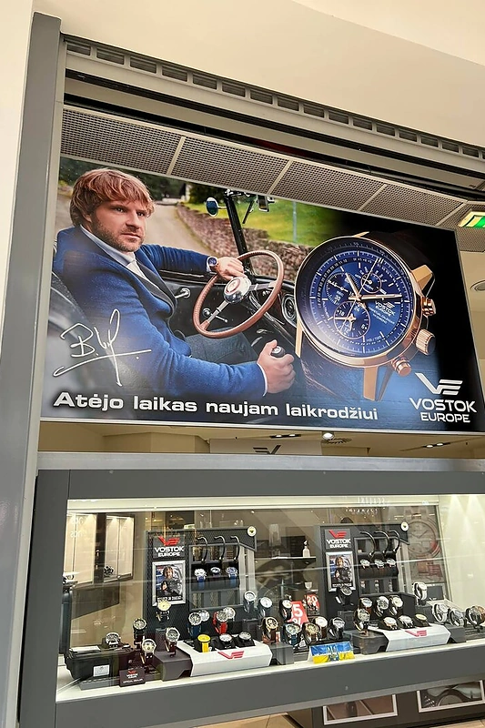Benediktas Vanagas reklamuoja „Vostok Europe“ laikrodžius