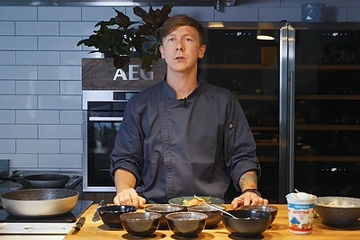 D.Praspaliauskas rekomenduoja: avinžirnių salotos su grietine ir lašiša