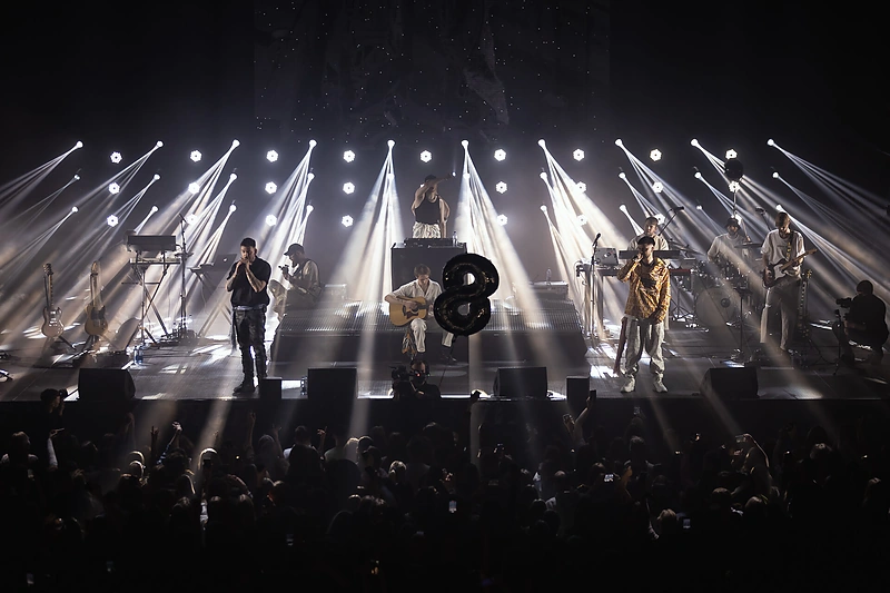 Grupės „8 Kambarys“ koncertas „Žalgirio“ arenoje / Eitvydo Kinaičio nuotr.