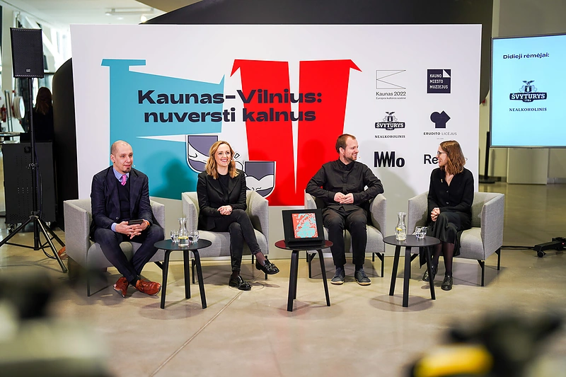 Parodos „Kaunas–Vilnius: nuversti kalnus“ spaudos konferencija / MO muziejaus nuotr.