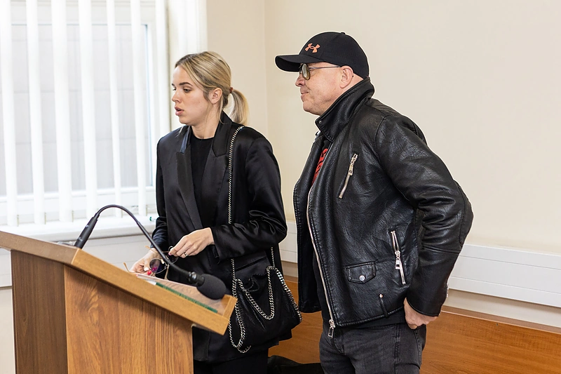 Ramūnas Rudokas ir Justina Rudokė teisme / P.Peleckio BNS nuotr.