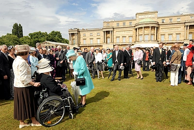 Elizabeth II vasaros šventėje Bakingamo rūmų sode / „Vida Press“ nuotr.