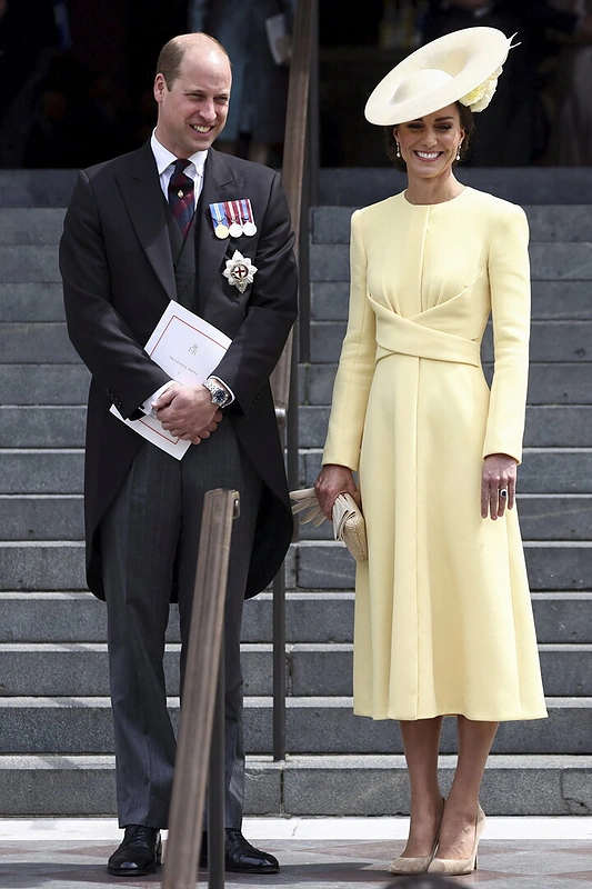 Princas Williamas ir Kate Middleton pamaldose už Elizabeth II / „Scanpix“ nuotr.
