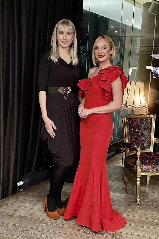 Evelina Darvidė su Marija Arutiunova / Asmeninio albumo nuotr.