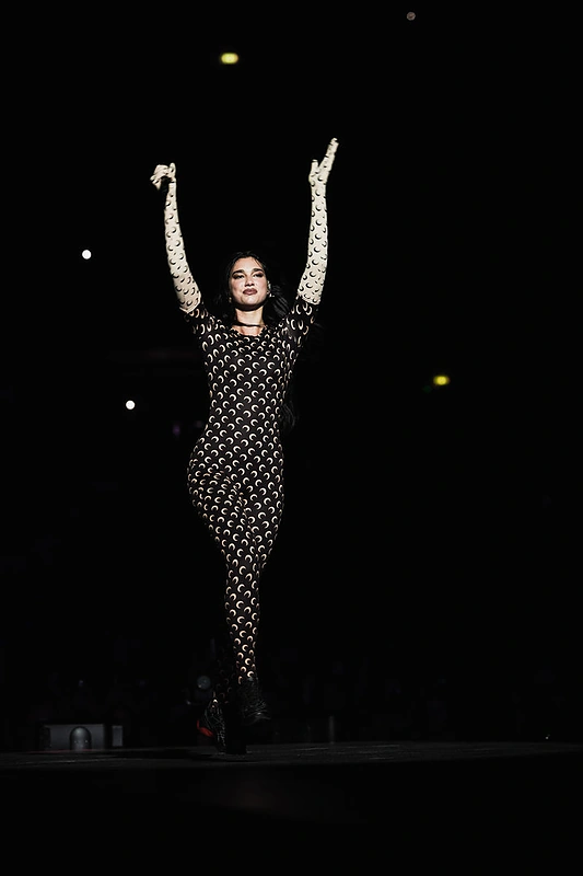 Dua Lipos koncerto Kaune akimirka / Luko Grušecko, Evelinos Sabaliauskaitės ir Martyno Siruso nuotr.