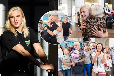 „Auksinė žuvelė“ Rūta Meilutytė sugrįžo į Lietuvą: oro uoste – aplodismentai ir šilti apkabinimai