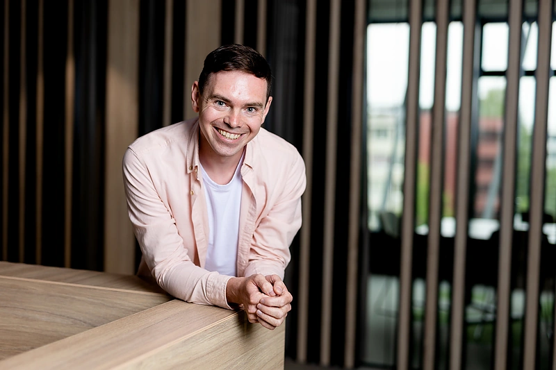 „Tele2“ darbuotojas Martynas Pupininkas / Lukas Balandis / BNS nuotr.