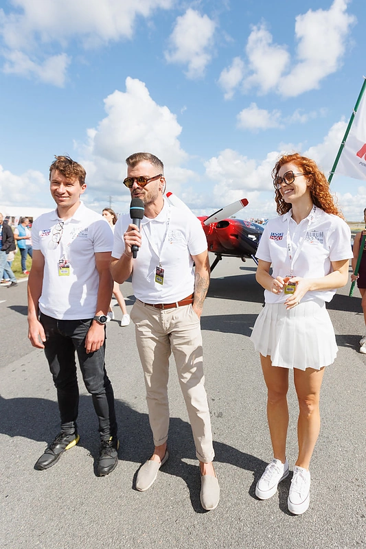 Žinomi žmonės Aurum 1006 km lenktynėse / Eriko Ovčarenko / BNS nuotr.