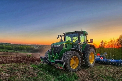 Petro Šiaučiuno ūkis / Asmeninio albumo nuotr.