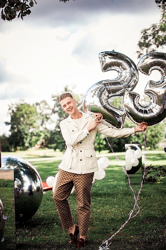 Roko Galvono 23-iasis gimtadienis / Asmeninio albumo nuotr.